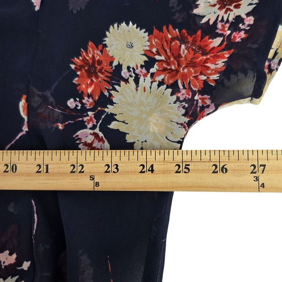 Torrid Floral Print Sheer Blouse Button Front V-Neck Women's Size 1 Navy Blue - Picture 3 of 6
